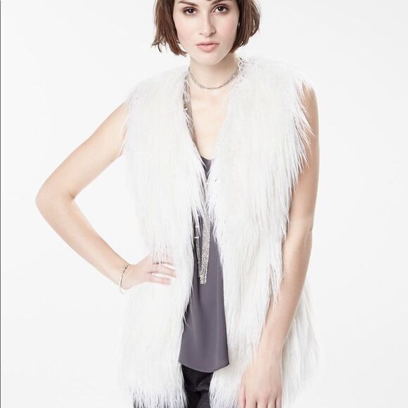 RW&Co Ivory White faux fur vest open front fall winter O/S vegan soft warm - Picture 1 of 10